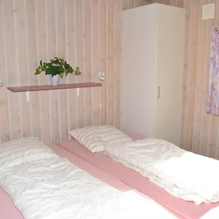 Holiday Engelbrecht A- 1029 Romo Kirkeby